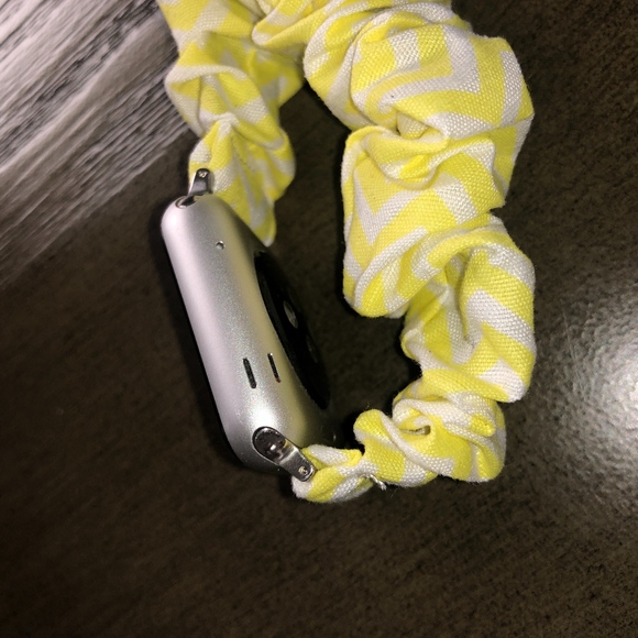 Yellow/White Scrunchie Watch band 38mm/40mm - Picture 7 of 8